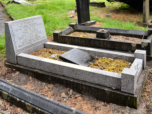 Grave