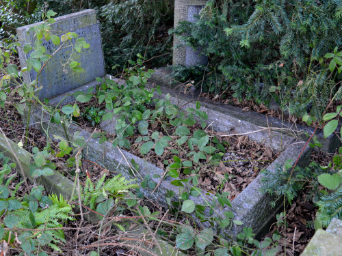 Grave